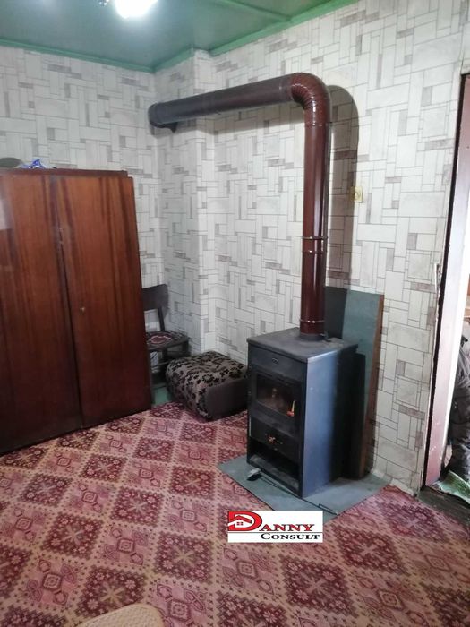 Къща с двор в с. Обединение, обл. Велико Търново