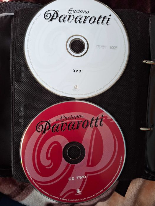 Colecție CD/DVD uri