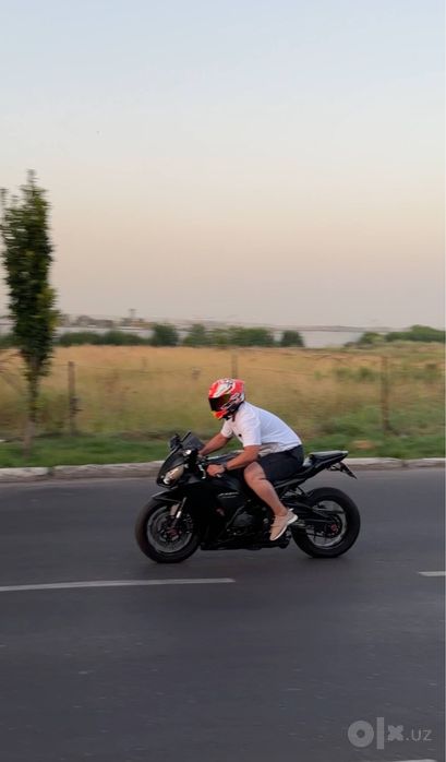 Honda 1000kub srochno