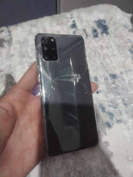 Samsung s20 plus 128 gb продам 45000