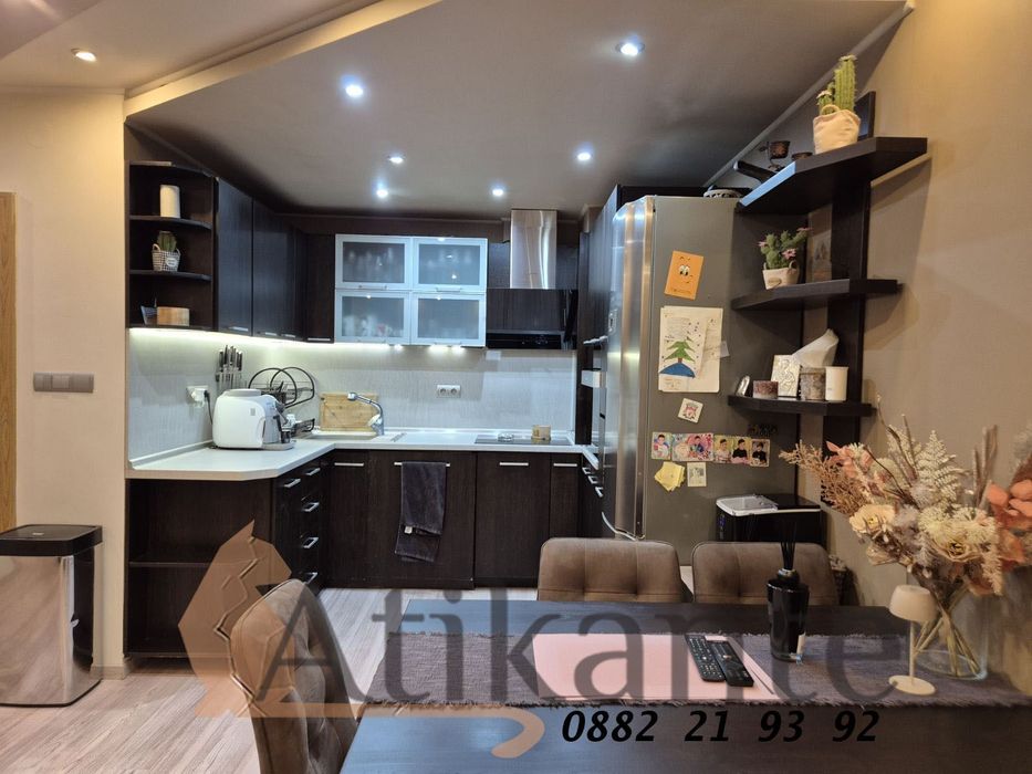 Продава се Двустаен апартамент в София, Люлин 8 - 75 кв.м за 1428 €/кв.м - Снимка #5