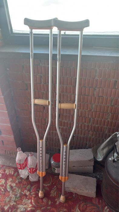 Продам костыли бу