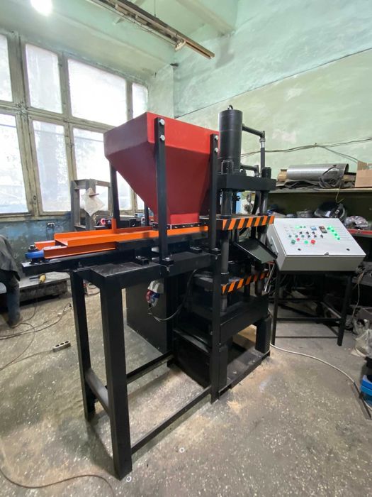 Бизнес производство: преса за технопланктон и макуха. брикет-40AT