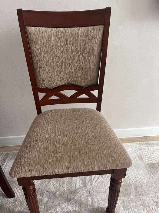 Продам Стулья для гостинной