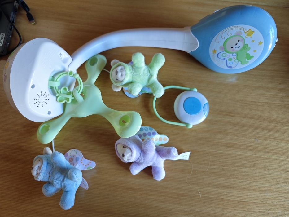 Музикална въртележка Fisher Price -  нова