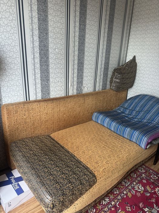 Продается диван б/у
