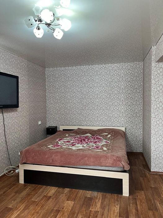 Сдам 1 ком кв в центре