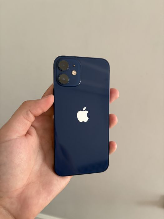 Продам Iphone 12 mini
