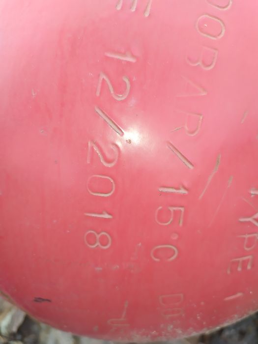 Gazbalon 65 talik b\u sotiladi srochna 100$!