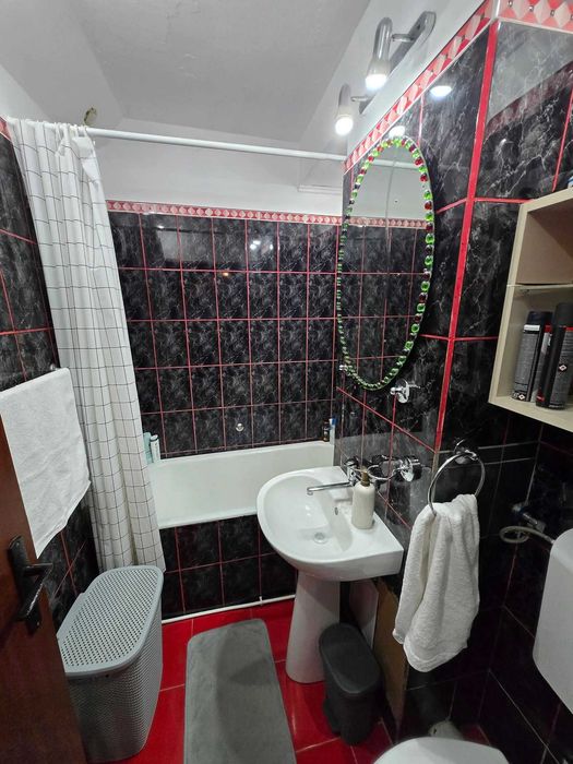 Apartament de vanzare Baia Mare, etaj 1 - zona Semiluna