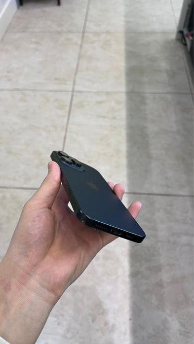 продам айфон 16 про макс