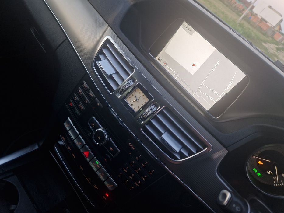 Navigatie Mercedes E Class w212 facelift