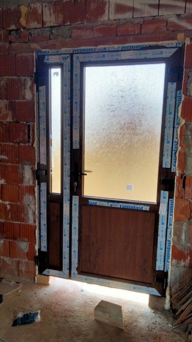 Termopane ferestre, uși,balcoane și Rulouri exterioare aluminiu