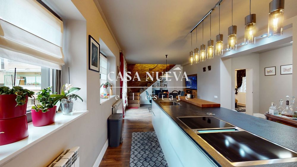 Къща в гр.София, Център