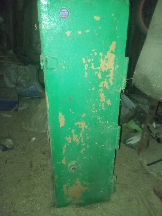 Продам сейф для ружья.