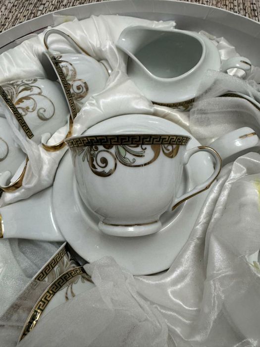 Чайный сервиз (чайный набор)