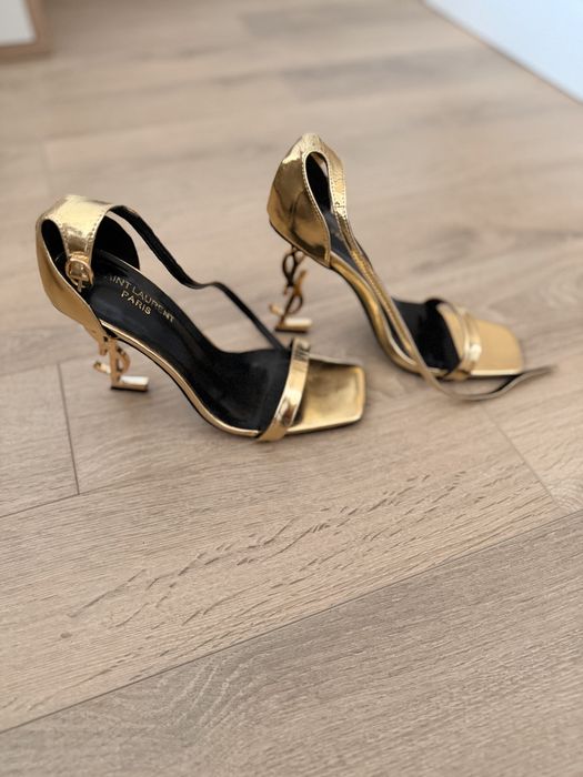 Луксозни златисти сандали на ток YSL Opyum