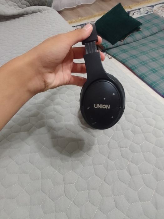 Продам наушники UNION BX14