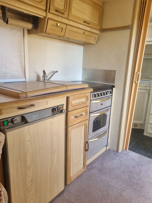 Vând rulota stare buna ,neinmatriculata