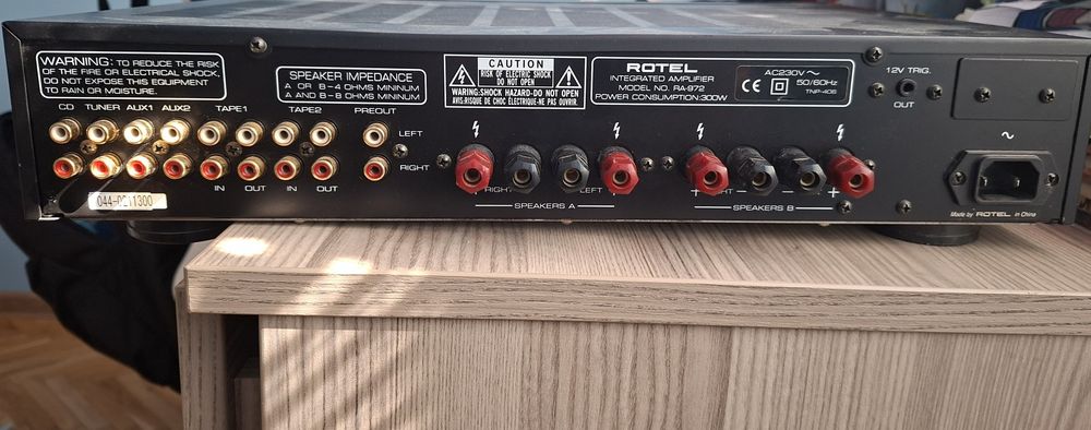 Стерео усилвател Rotel ra-972