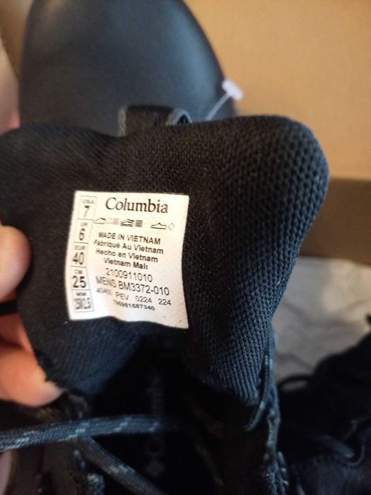 Продавам дамски обувки Колумбия