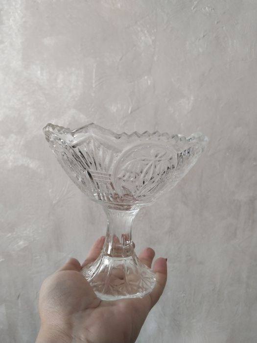 Посуда хрустальная конфетница