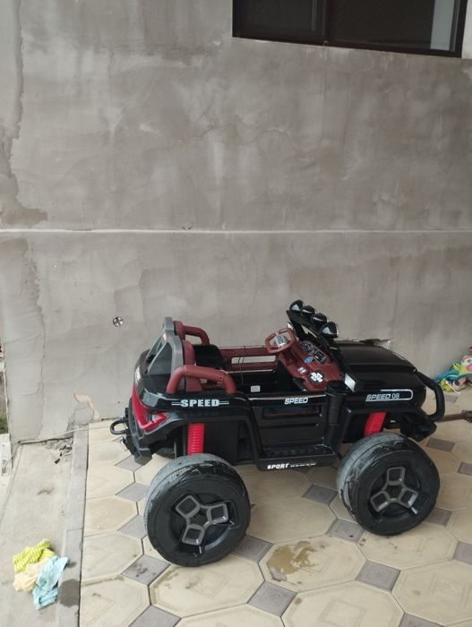 Продам джип детский