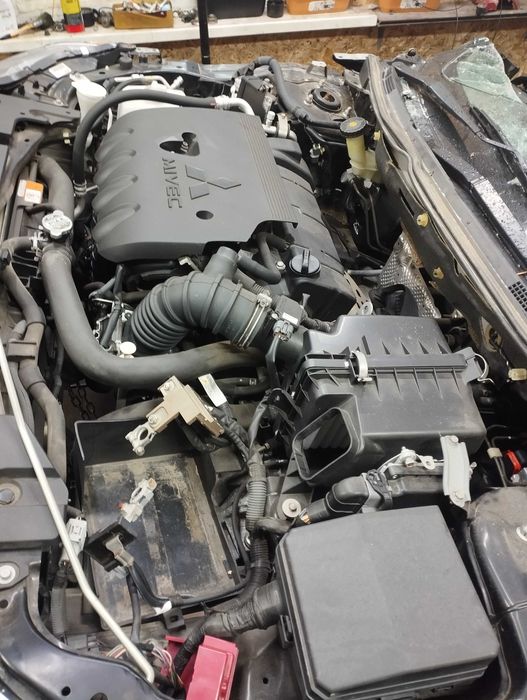 Двигатель лансер 10