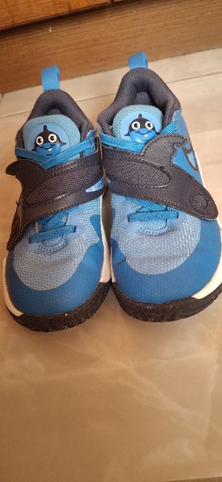 Маратонки Nike 30