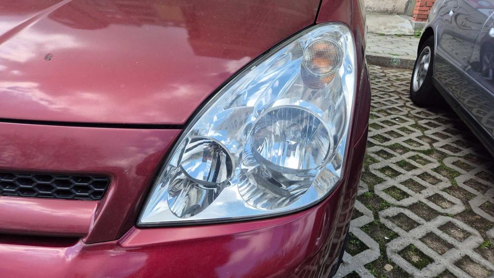 Тойота Корола Версо 1.8 VVT-i, 129 к.с - NAVI/CAMERA