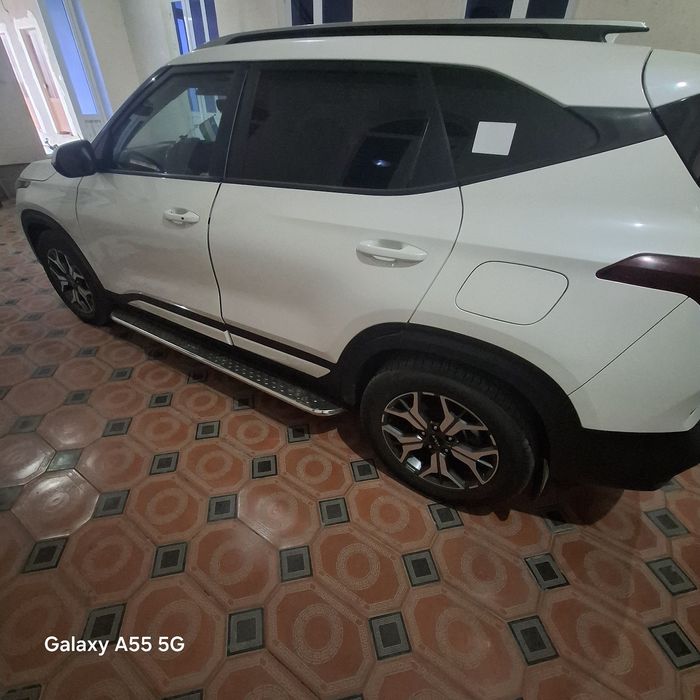 Кия селтос сотилади