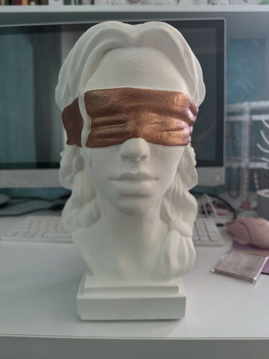 Гипсовая скульптура