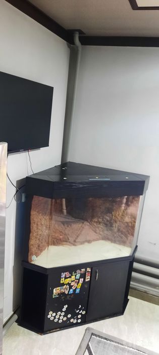 Akvarium akril sotiladi