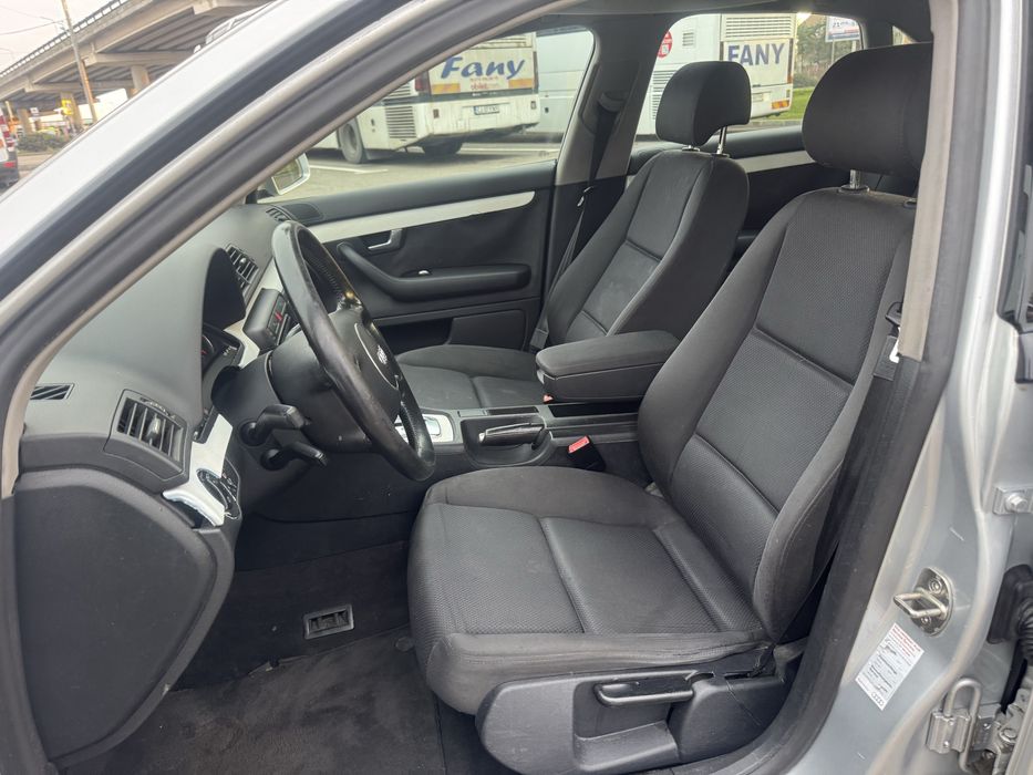 Audi A4 Limuzina //  Automat