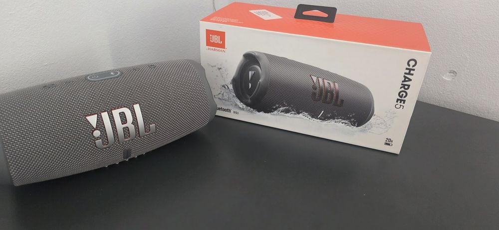 Boxă JBL Chearge 5 aproape noua