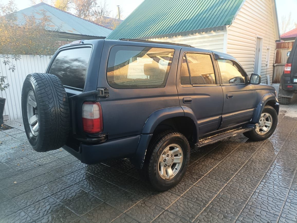 Toyota Hilux Surf 1996