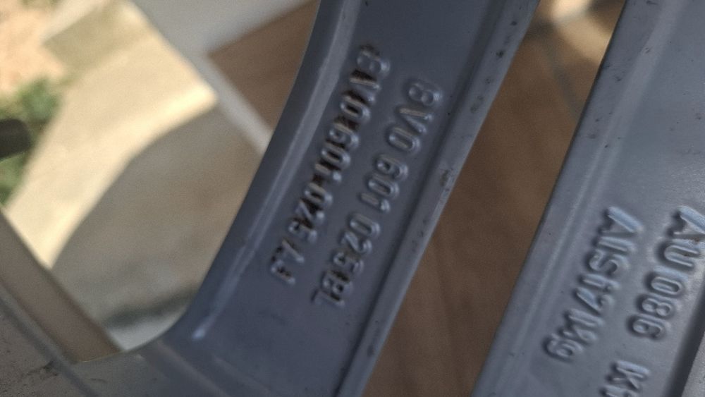 Оригинални джанти за Ауди 18"