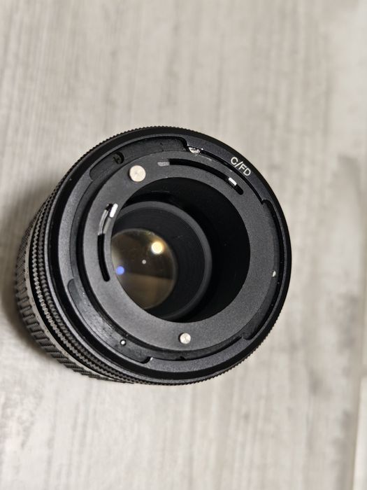 Obiectiv Tokina 135 2.8  montura canon C/FD
