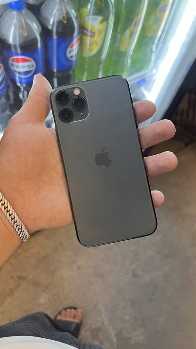 iPhone 11pro 256 2ta sim 67yomks ekran alshgan feys ishlamidi true ton