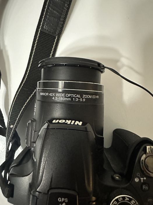 Продам фотоаппарат NIKON