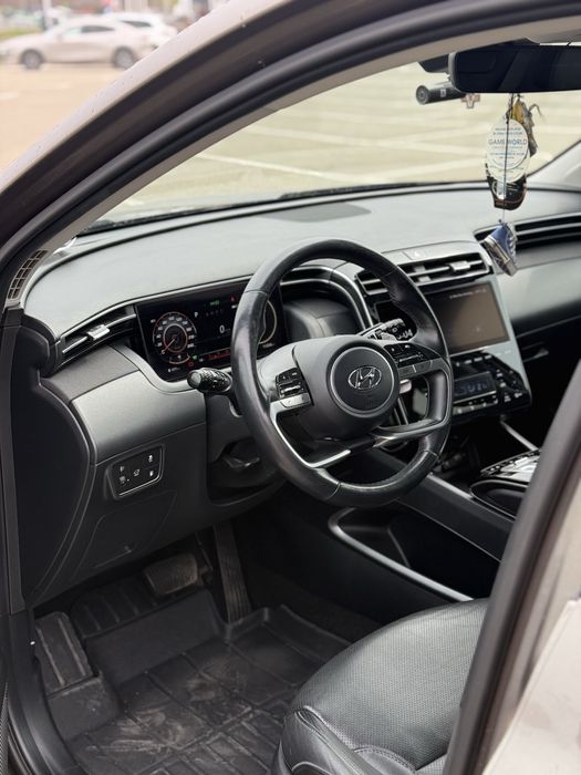 Vand Hyundai Tucson Echipare Luxury // Plug In Hibrid 265 cp