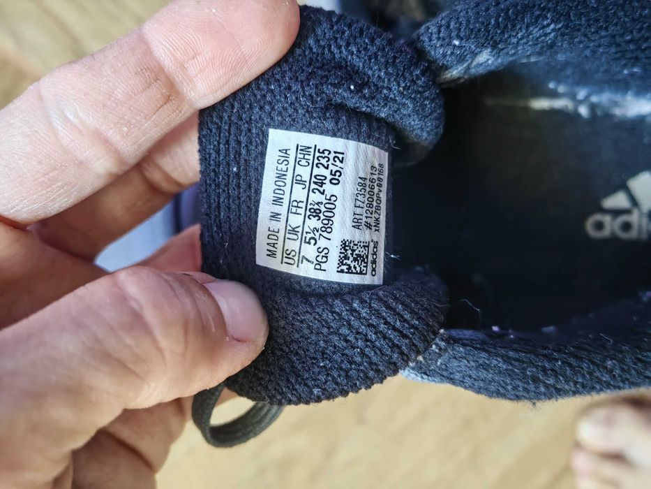 Дамски маратонки.