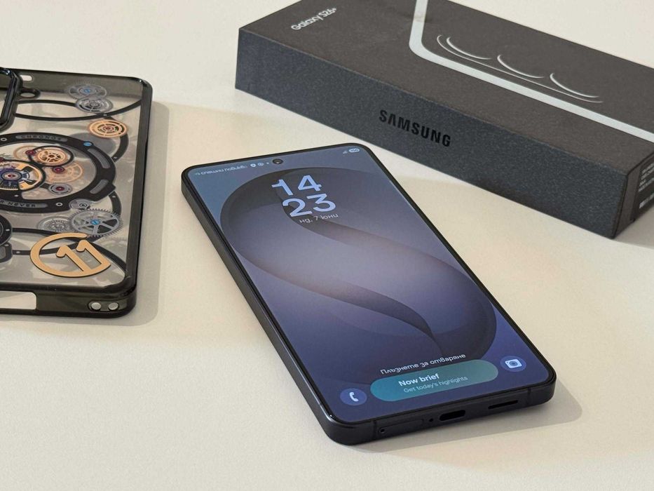 Бартер! НОВ! Samsung Galaxy S26+ Plus Black (Черен) 6 Цикъла на батерията.