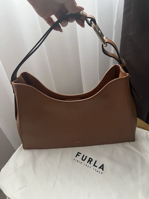 Furla нова кожена чанта