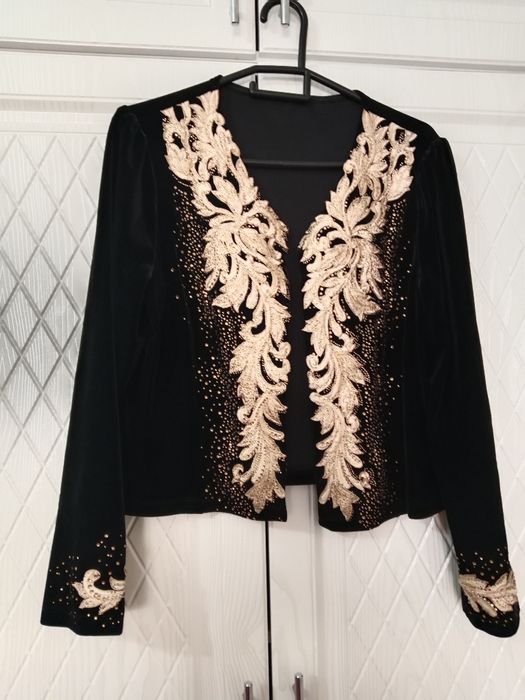 Женская одежда на 48и 54 размерыы