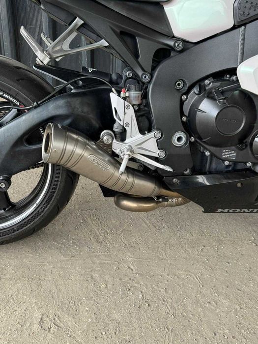 Honda CBR 1000RR *2010* !!! Intretinere la zi