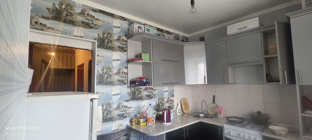 Титовта 2 бөлмелі пәтер сатылады