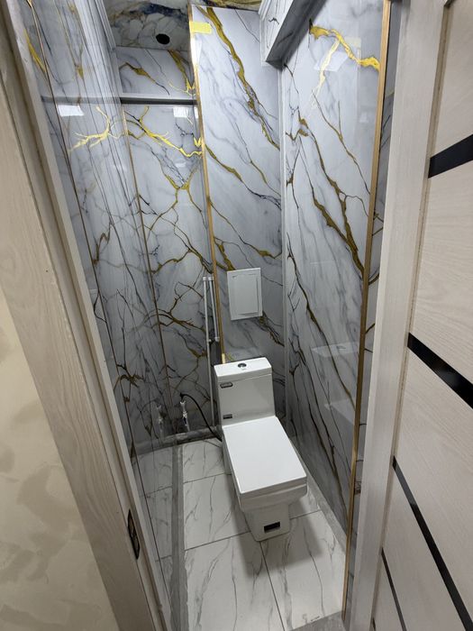 Тинчлик плаза олдида 1 хона 2 хона килинг уй!