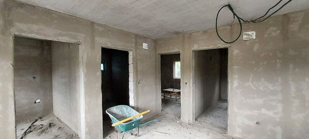 Tencuiala mecanizata /Amenajari interioare/Exterioare