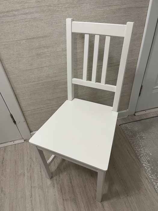 Стол столовый Ikea со стульями